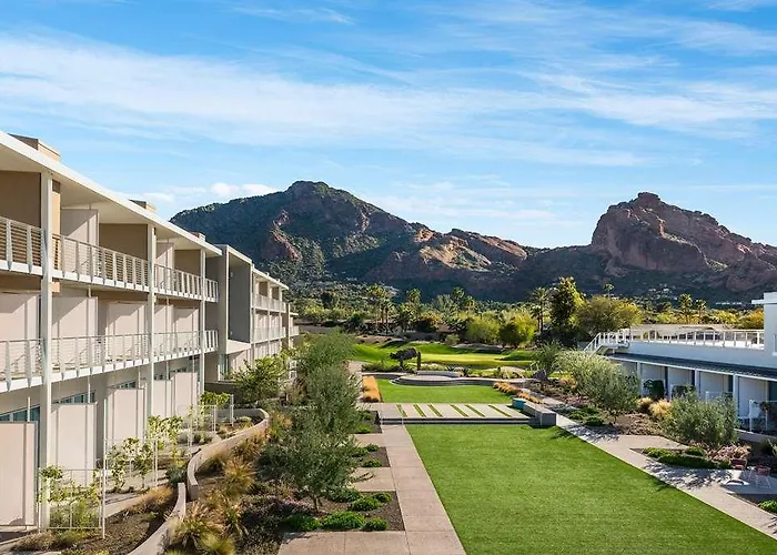 Mountain Shadows Hotel *